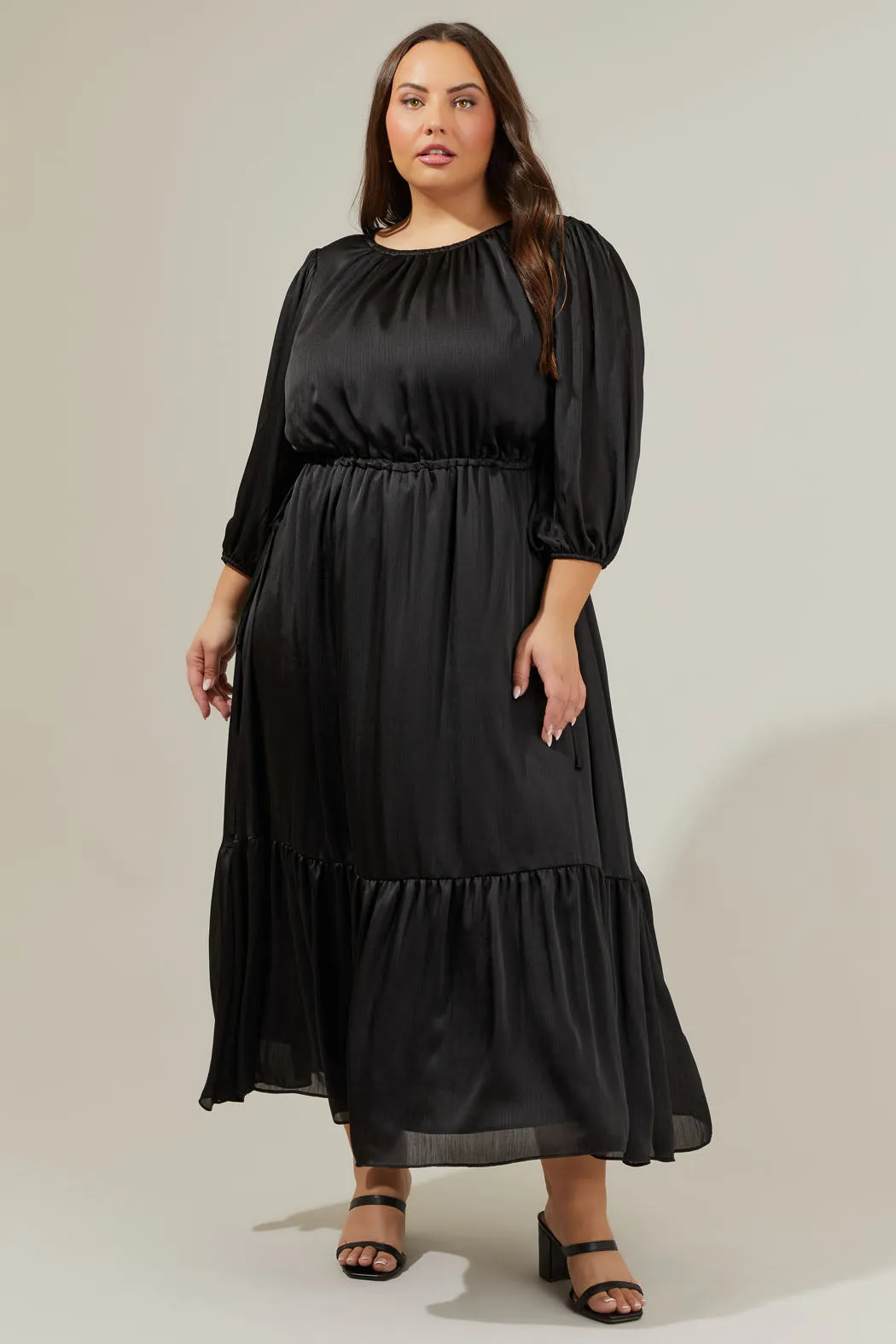 Carmine Solid Midi Dress Curve