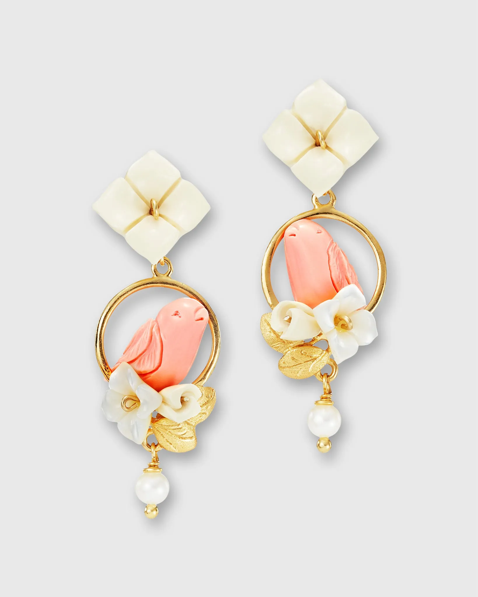 Chick Earrings in Gold/White/Pink