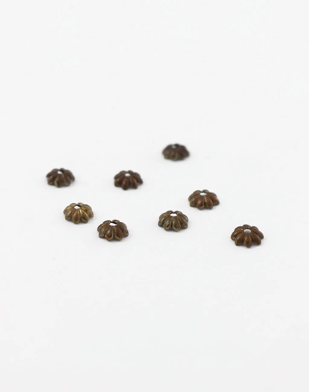 Daisy Bead Cap, 6mm, (8pcs)