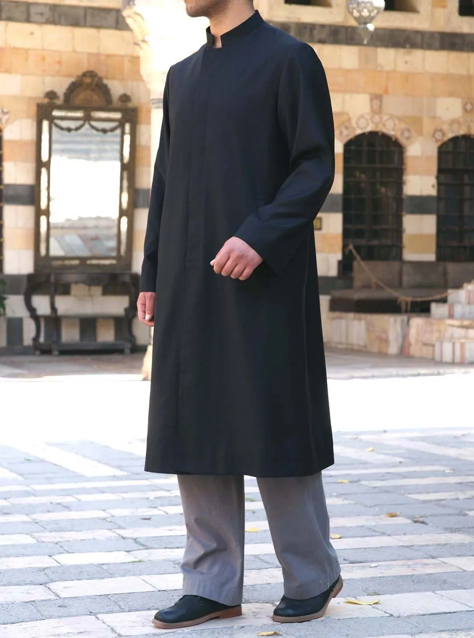 Sure! The optimized title for this e-commerce product in English with modifiers could be: Elegant Ghazi Jubba for Men - Stylish Traditional Attire