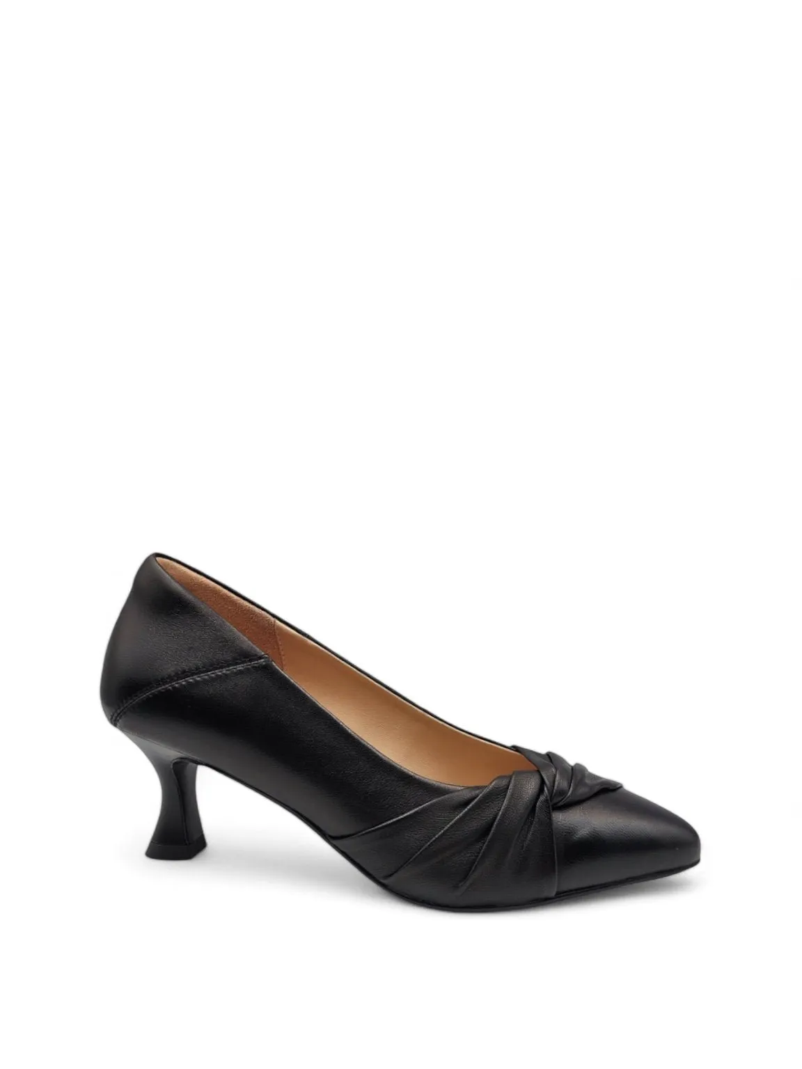 Gini Courts Kitten Heel Pump