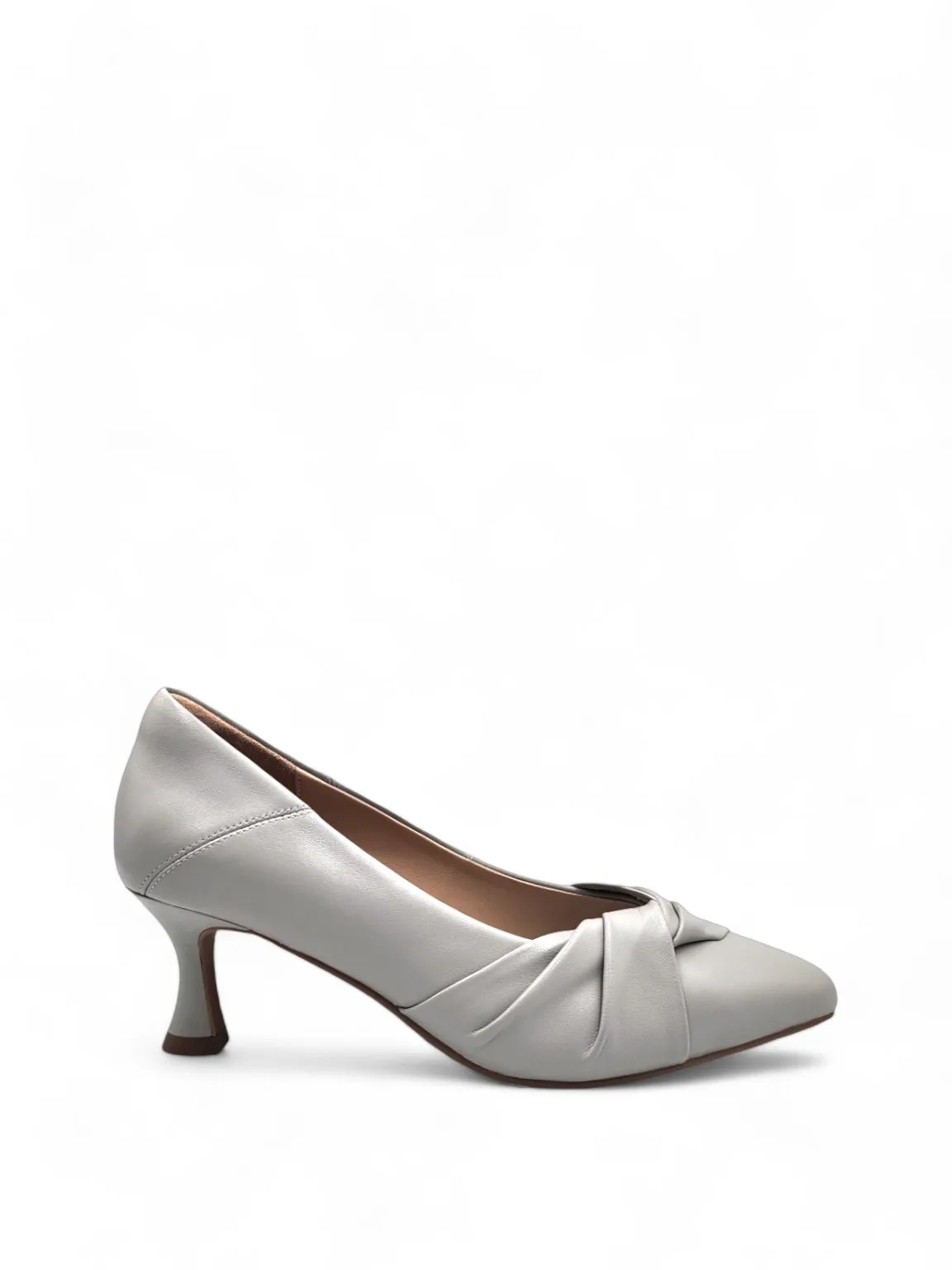 Gini Courts Kitten Heel Pump