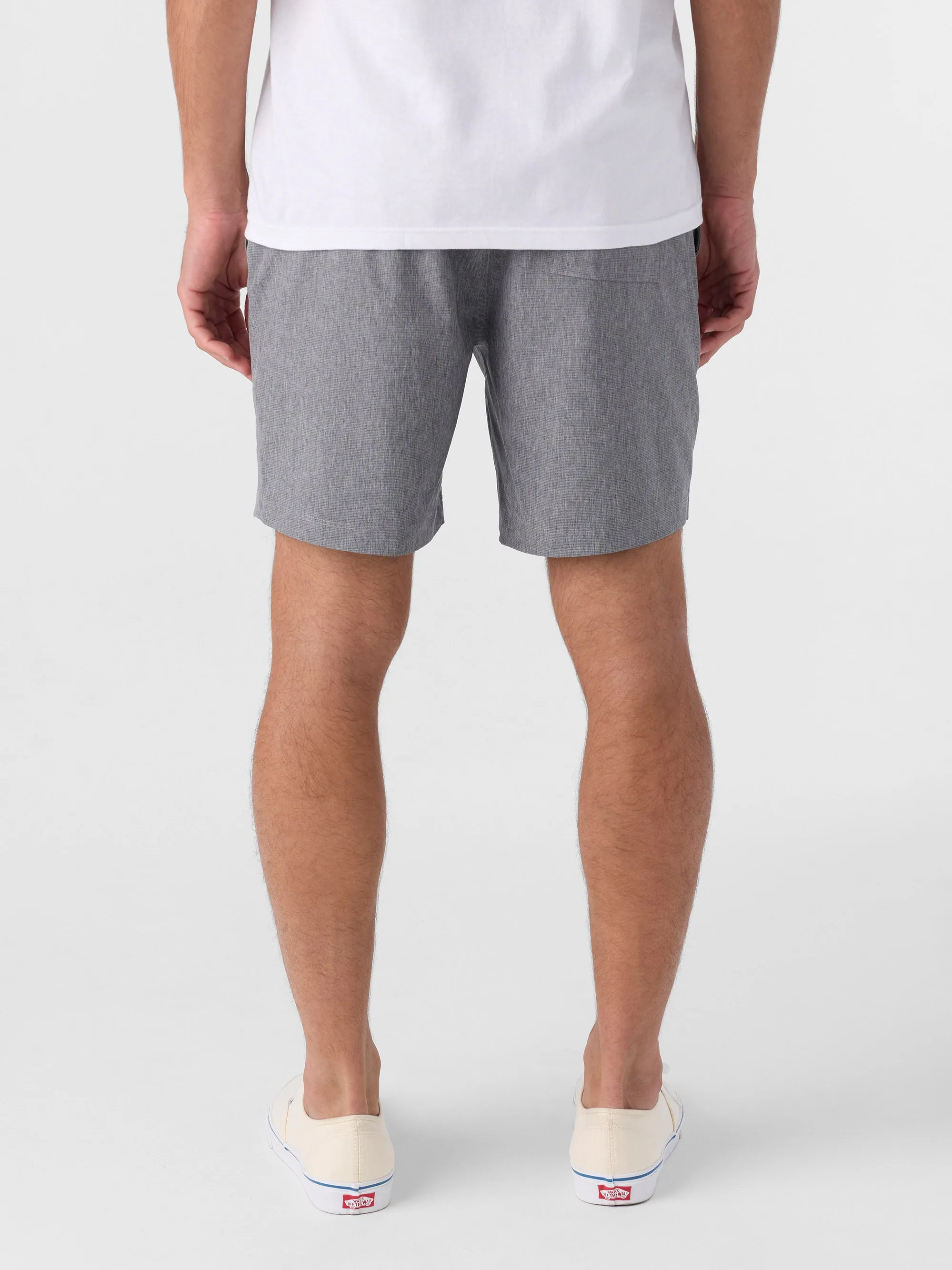 Weekend Hybrid 17" Shorts