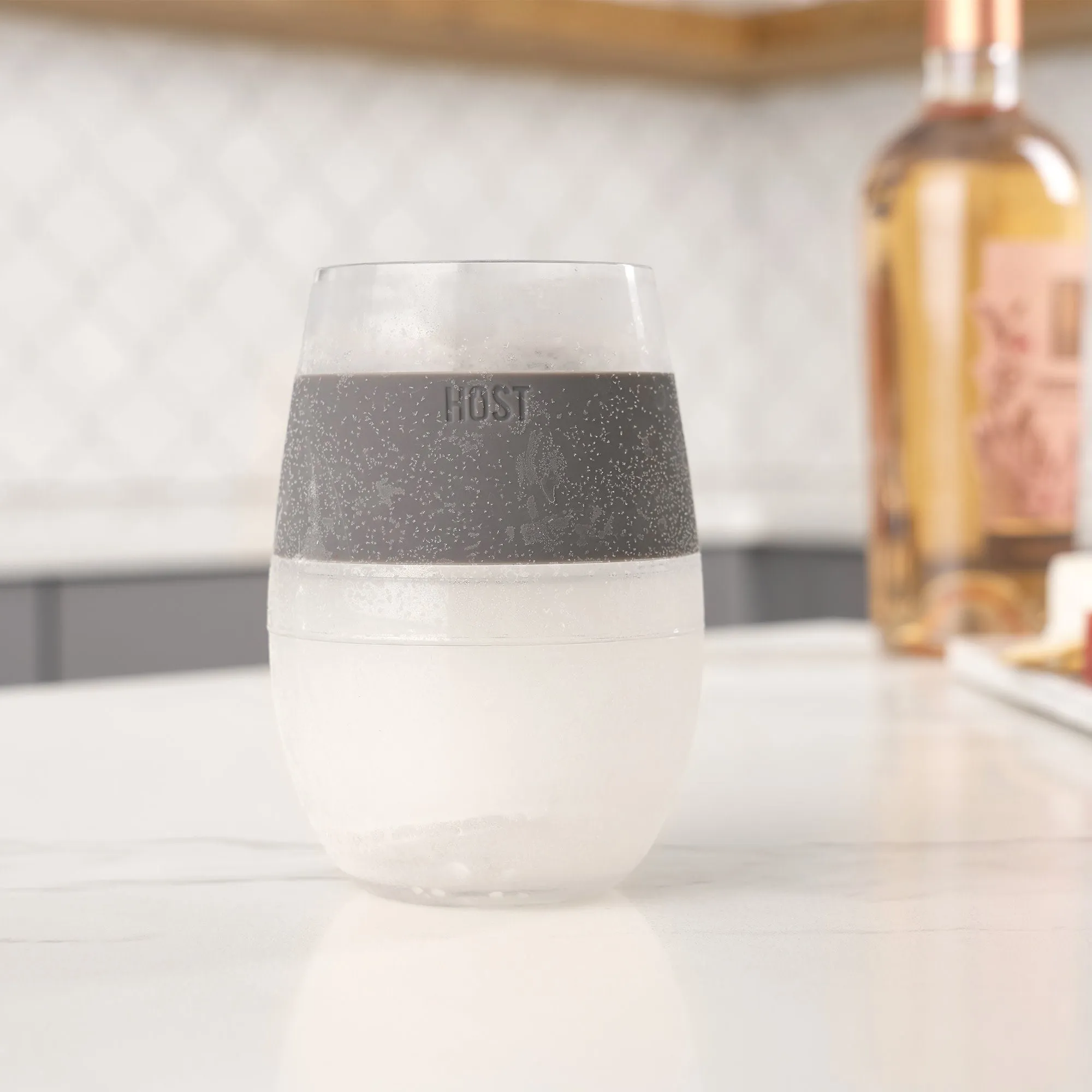 Wine FREEZE™ Cooling Cup in Grey